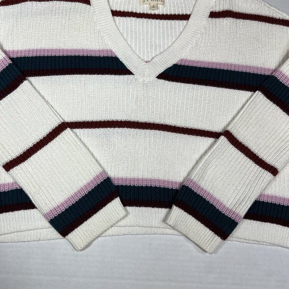 L A HEARTS V Neck Striped Sweater White Burgundy Cropped Oversized Size S - Picture 6 of 12